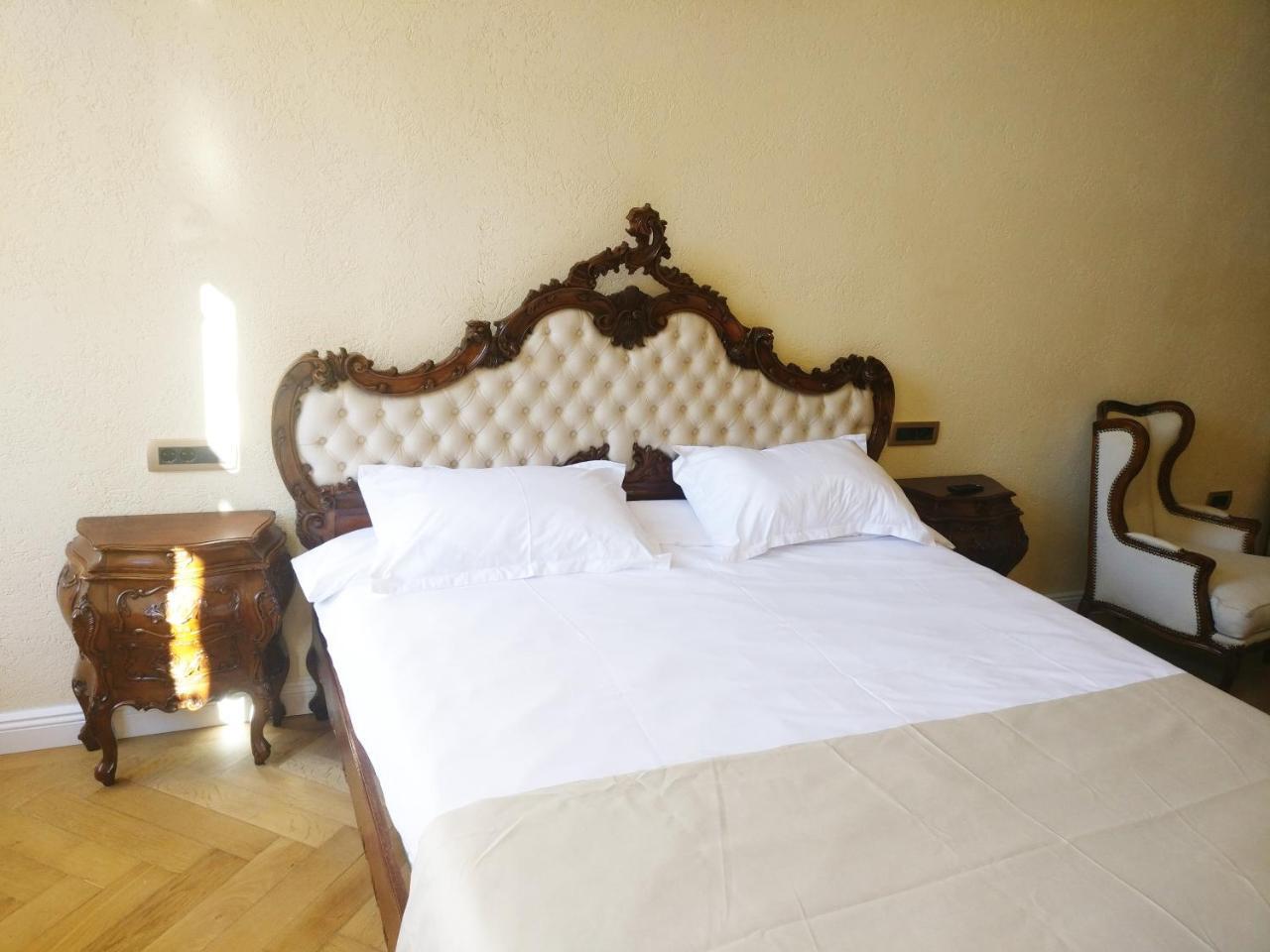 Zur Krone Sibiu Ngoại thất bức ảnh