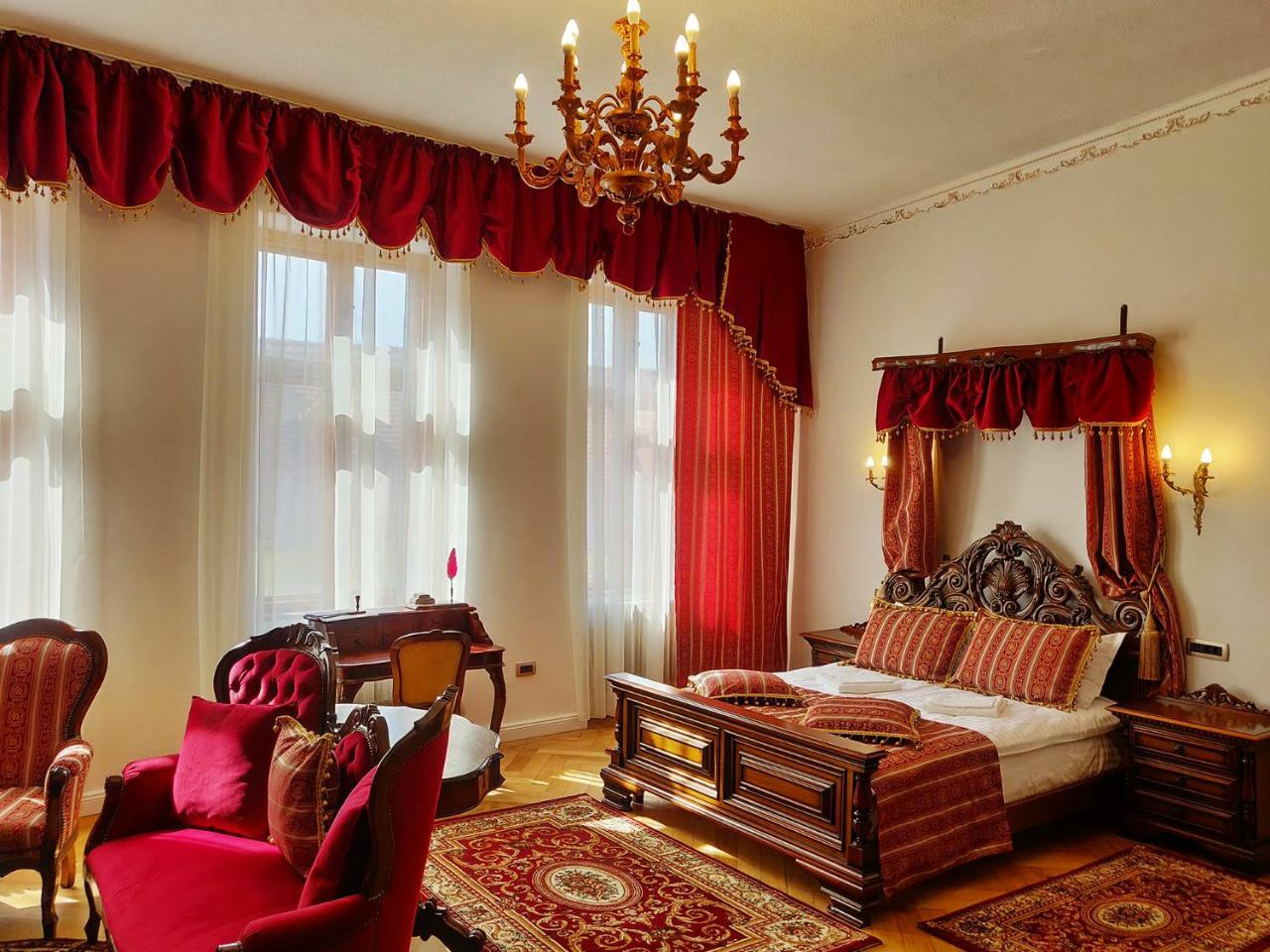Zur Krone Sibiu Ngoại thất bức ảnh